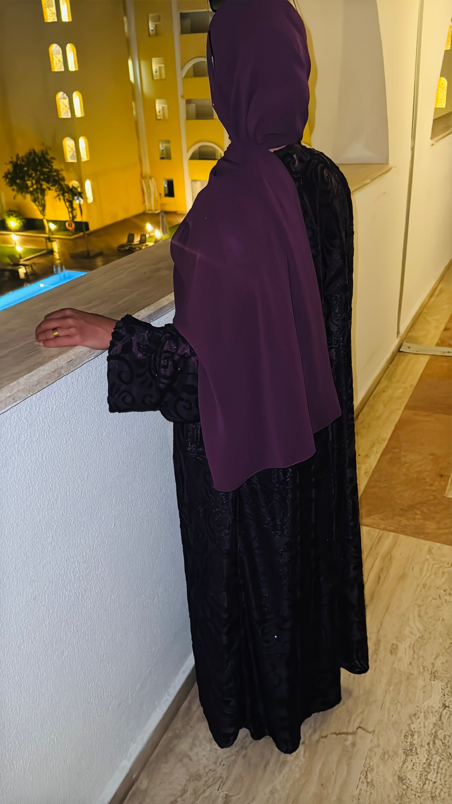 Orchid Abaya